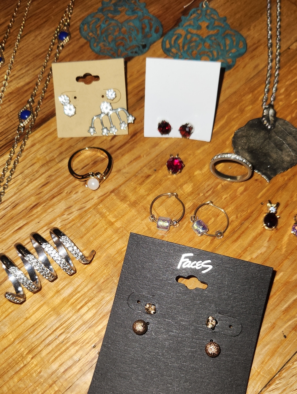 Jewelry Bundle - Picture 3 of 7